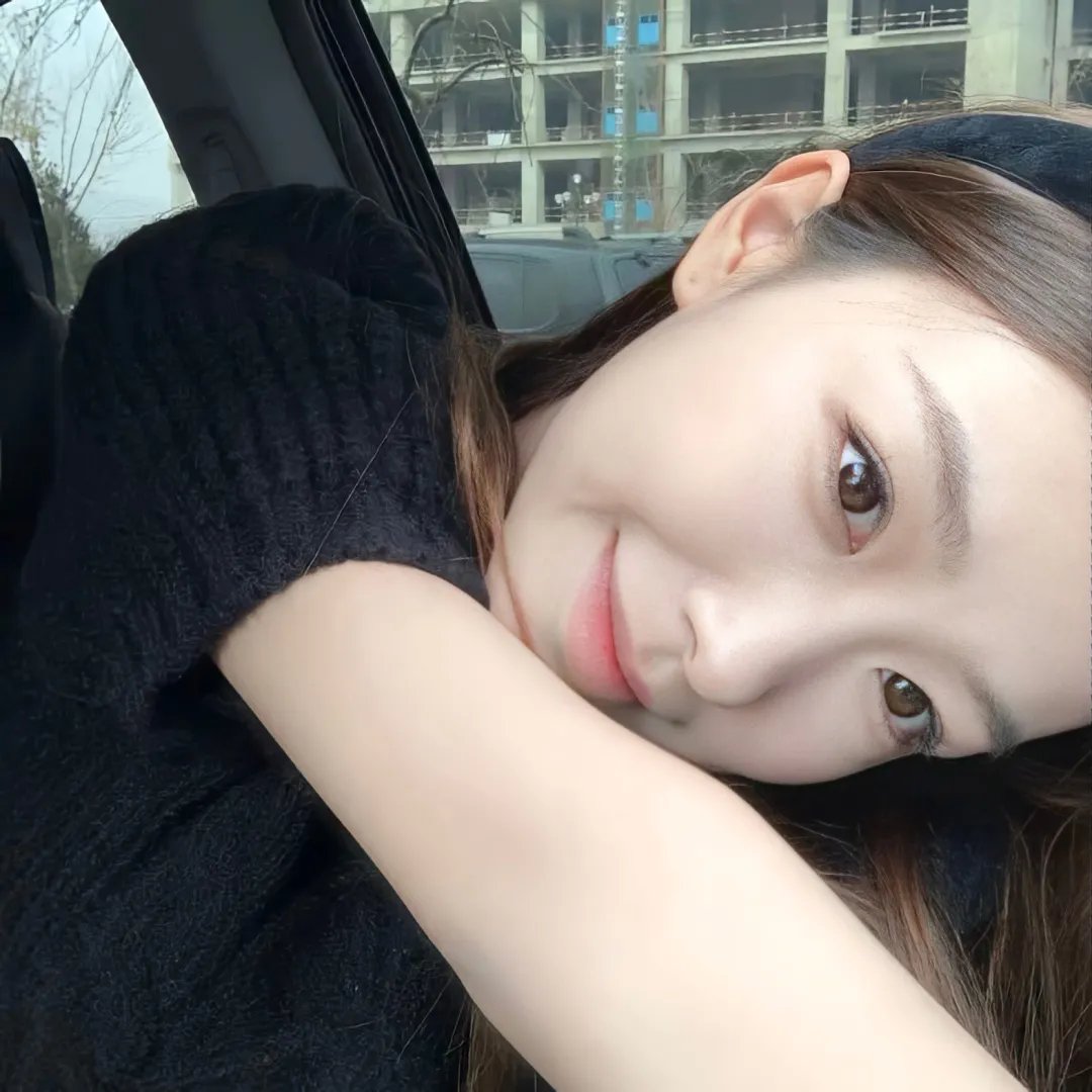 倒挂的爱丽丝